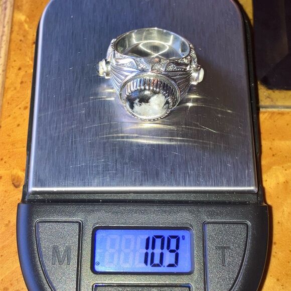 Natural White Buffalo Sterling Silver Men’s Ring Size 10 - Picture 9 of 9